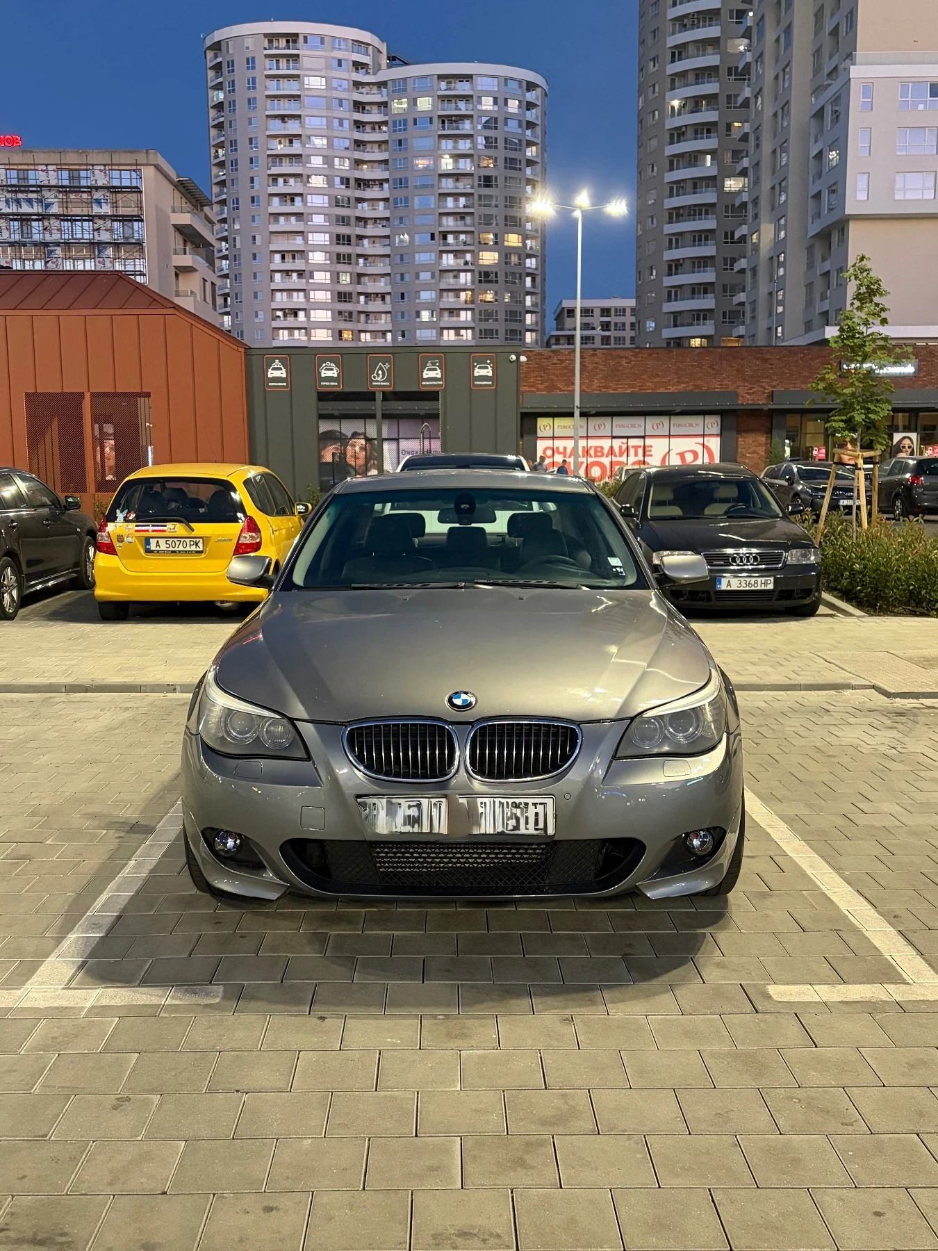 BMW 530 Facelift * XDrive * M-Pack * сменени вериги, снимка 2 - Автомобили и джипове - 55993742