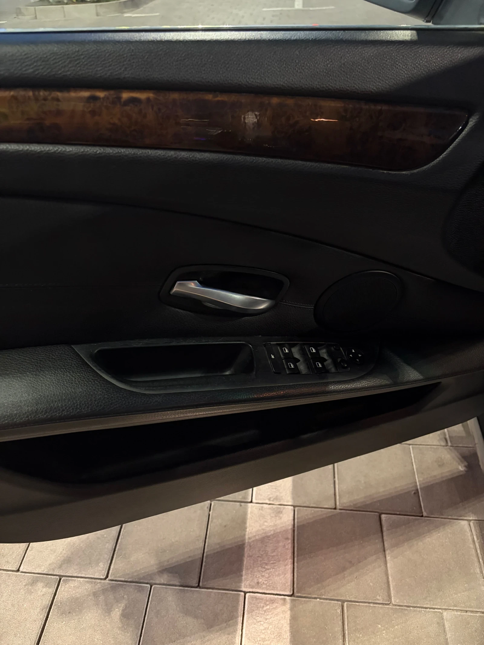 BMW 530 Facelift * XDrive * M-Pack * сменени вериги, снимка 10 - Автомобили и джипове - 55993742