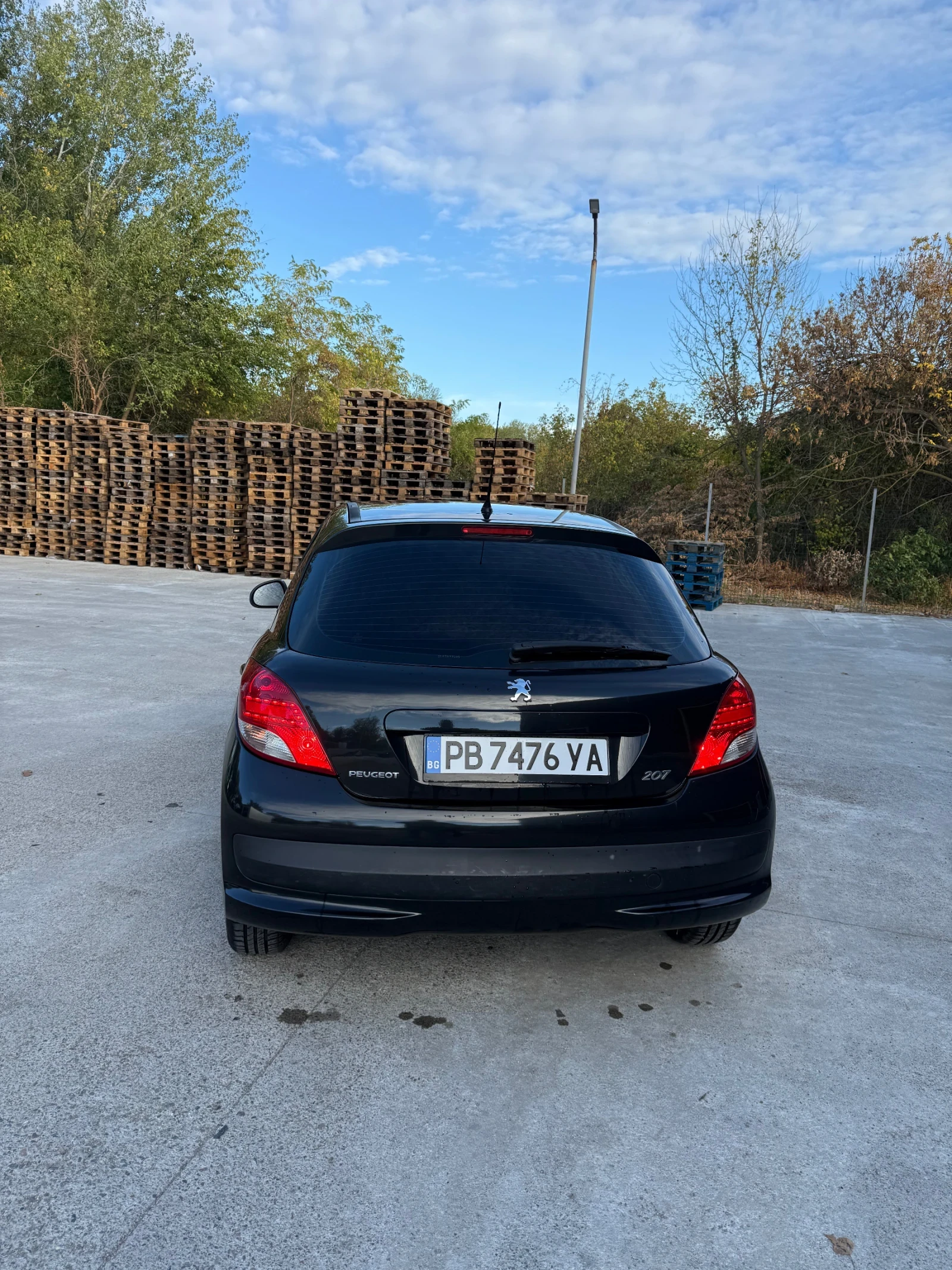 Peugeot 207 LPG, снимка 9 - Автомобили и джипове - 56615370