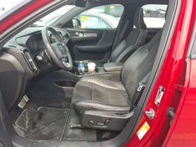 Volvo XC40 R Design  CARFAX, снимка 2