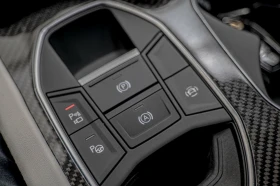 Lamborghini Urus SE/Akrapovic/Bang&Olufsen/Керамика/Карбон/Premium  - 289900 € / 566995.12 лв. - 84697855 16