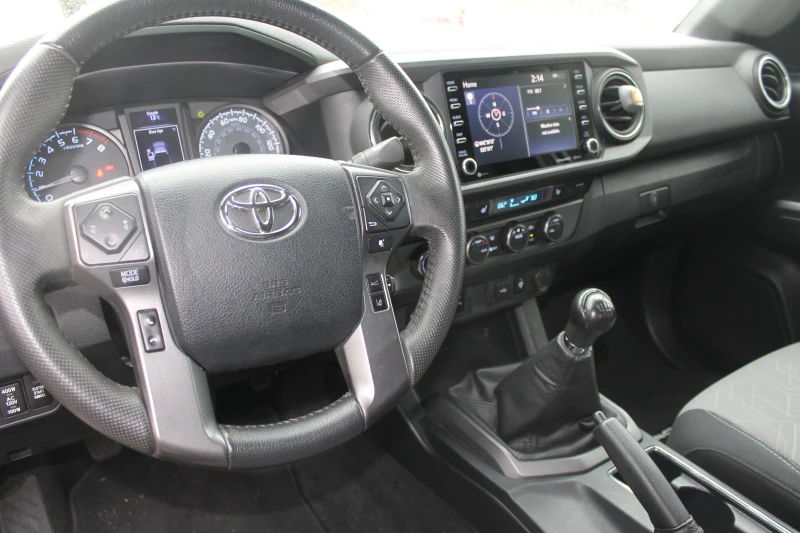 Toyota Tacoma 47000км., снимка 15 - Автомобили и джипове - 51961333