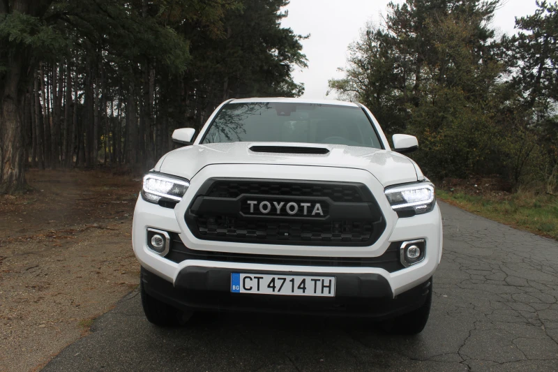 Toyota Tacoma 47000км., снимка 4 - Автомобили и джипове - 51961333