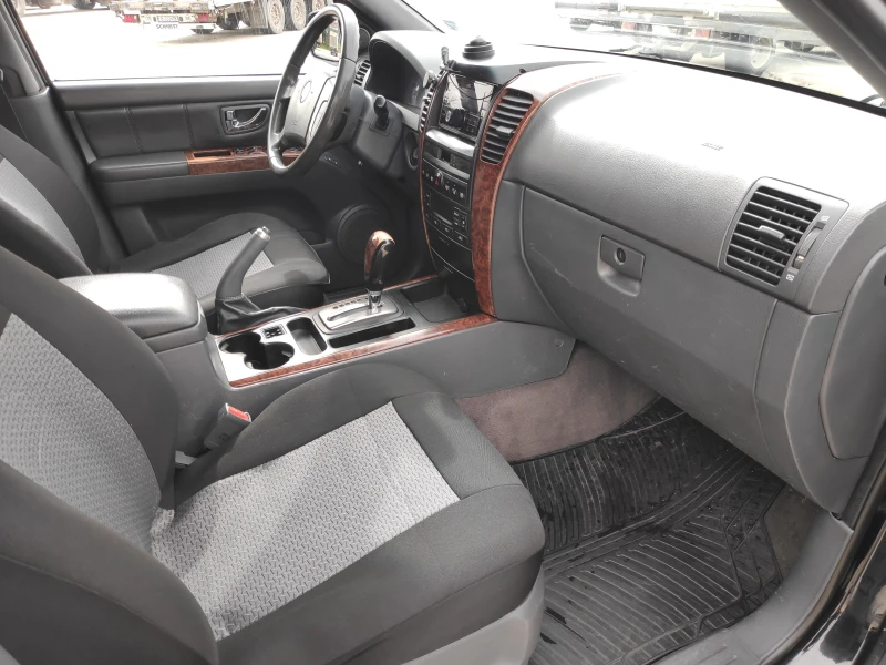 Kia Sorento 3.5 V6 Бензин/Газ, снимка 13 - Автомобили и джипове - 53485032