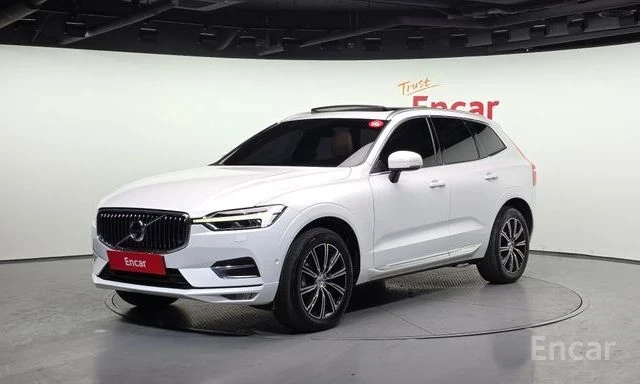 Volvo XC60 D4 Inscription | ОБДУХВАНЕ | HEAD-UP | ПАНОРАМА | 