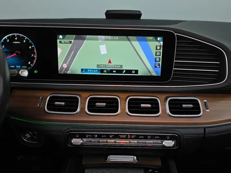 Mercedes-Benz GLE 450 4MATIC, снимка 13 - Автомобили и джипове - 55011047