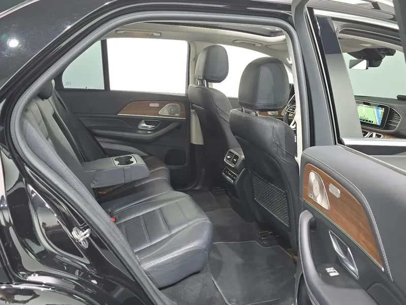Mercedes-Benz GLE 450 4MATIC, снимка 11 - Автомобили и джипове - 55011047