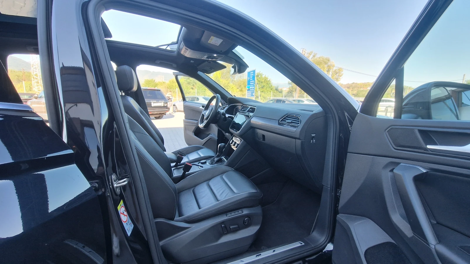 VW Tiguan  | Mobile.bg   11