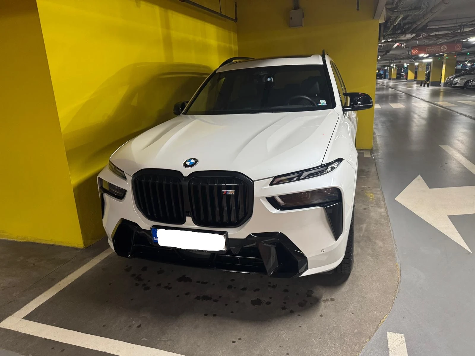 BMW X7 M60i | Mobile.bg   3