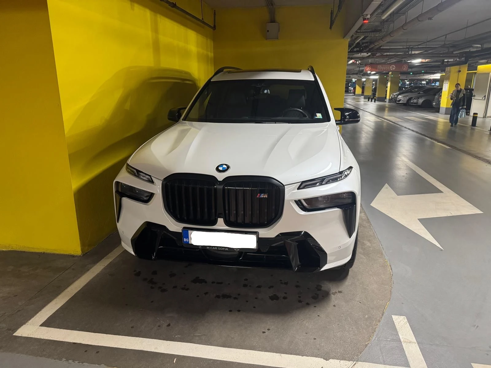 BMW X7 M60i | Mobile.bg   2