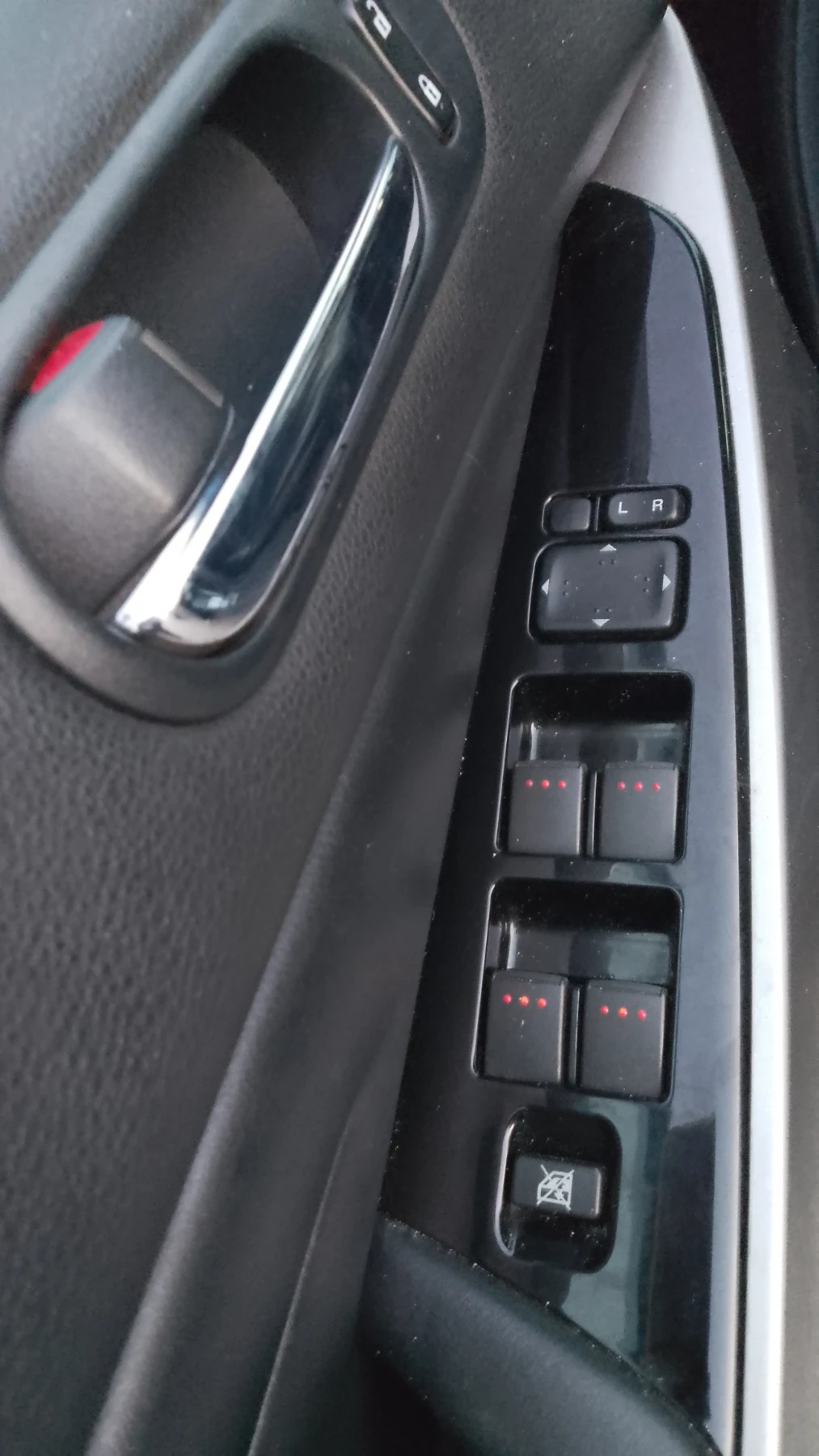 Mazda CX-7  - изображение 3