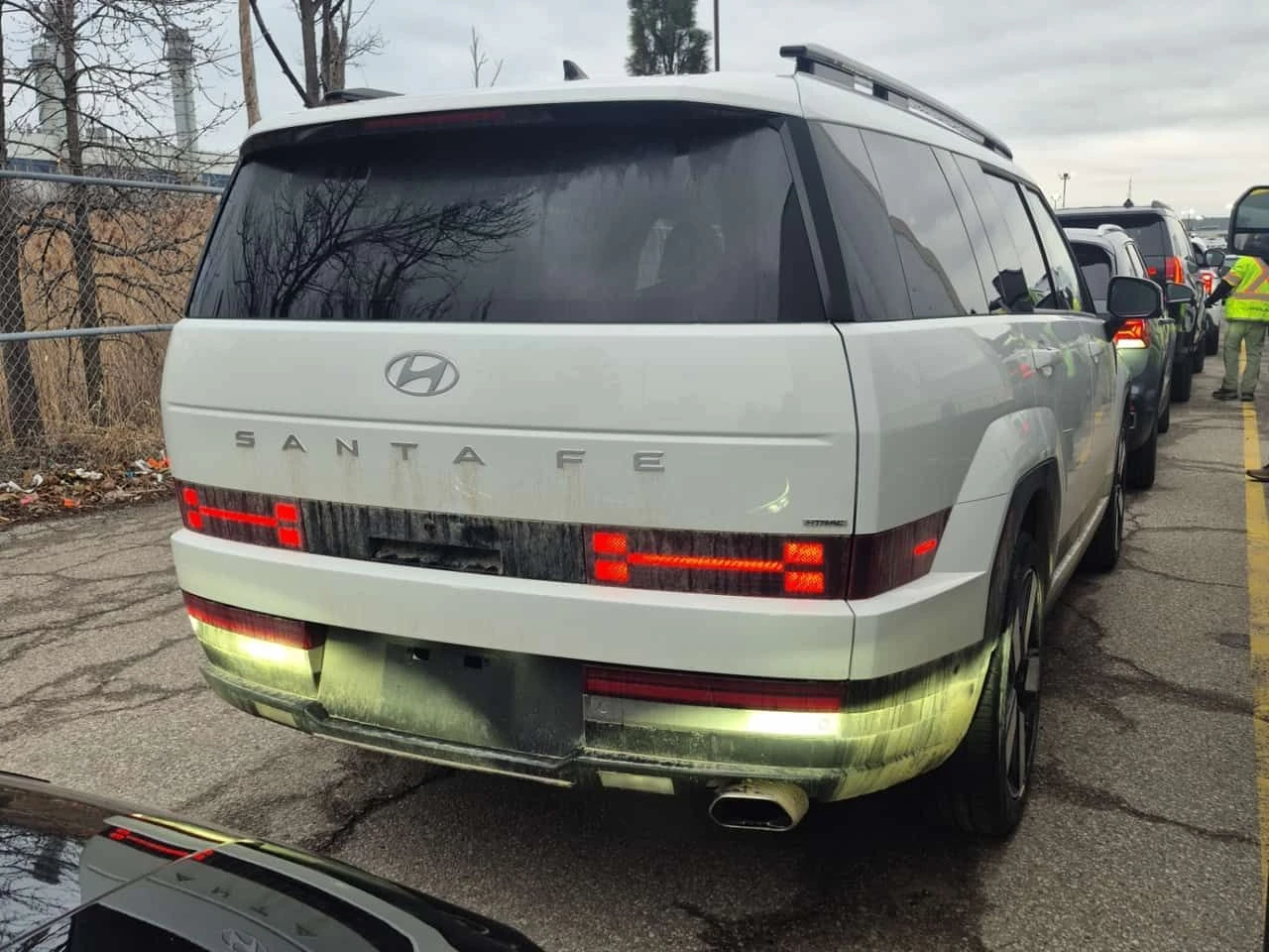 Hyundai Santa fe  | LUXURY | DISTRONIC | ОБДУХВАНЕ | CARFAX, снимка 3 - Автомобили и джипове - 53949918