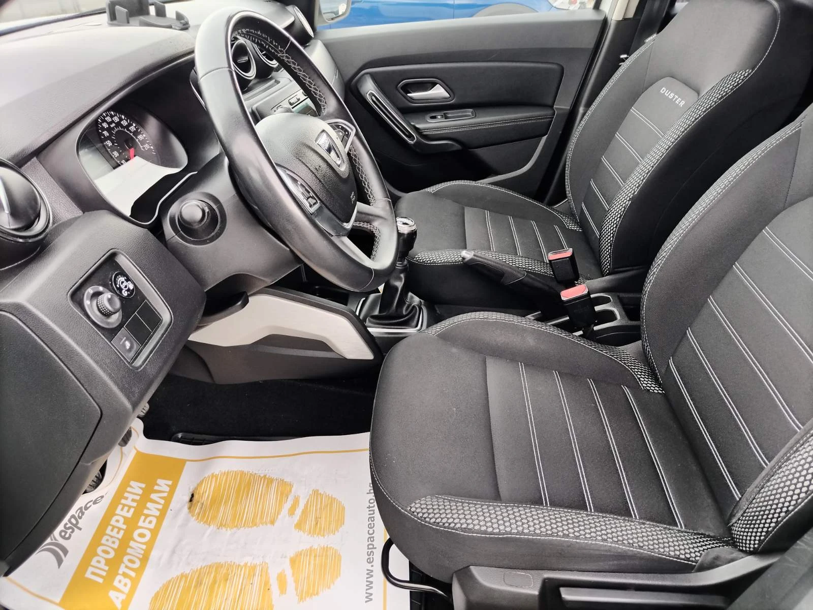 Dacia Duster 1.0 TCe ECO-G/100 к.с., снимка 11 - Автомобили и джипове - 53972381