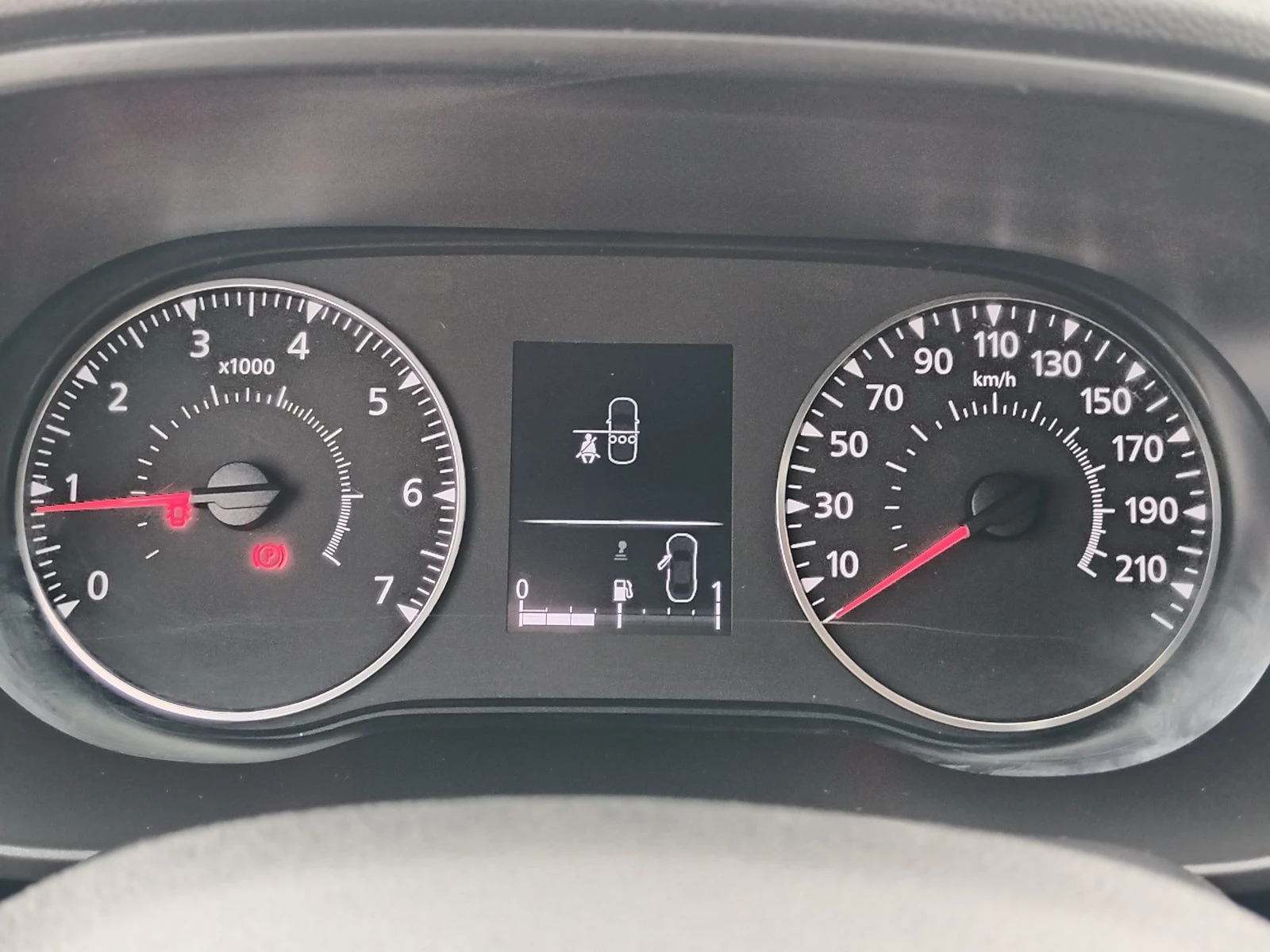 Dacia Duster 1.0 TCe ECO-G/100 к.с., снимка 10 - Автомобили и джипове - 53972381