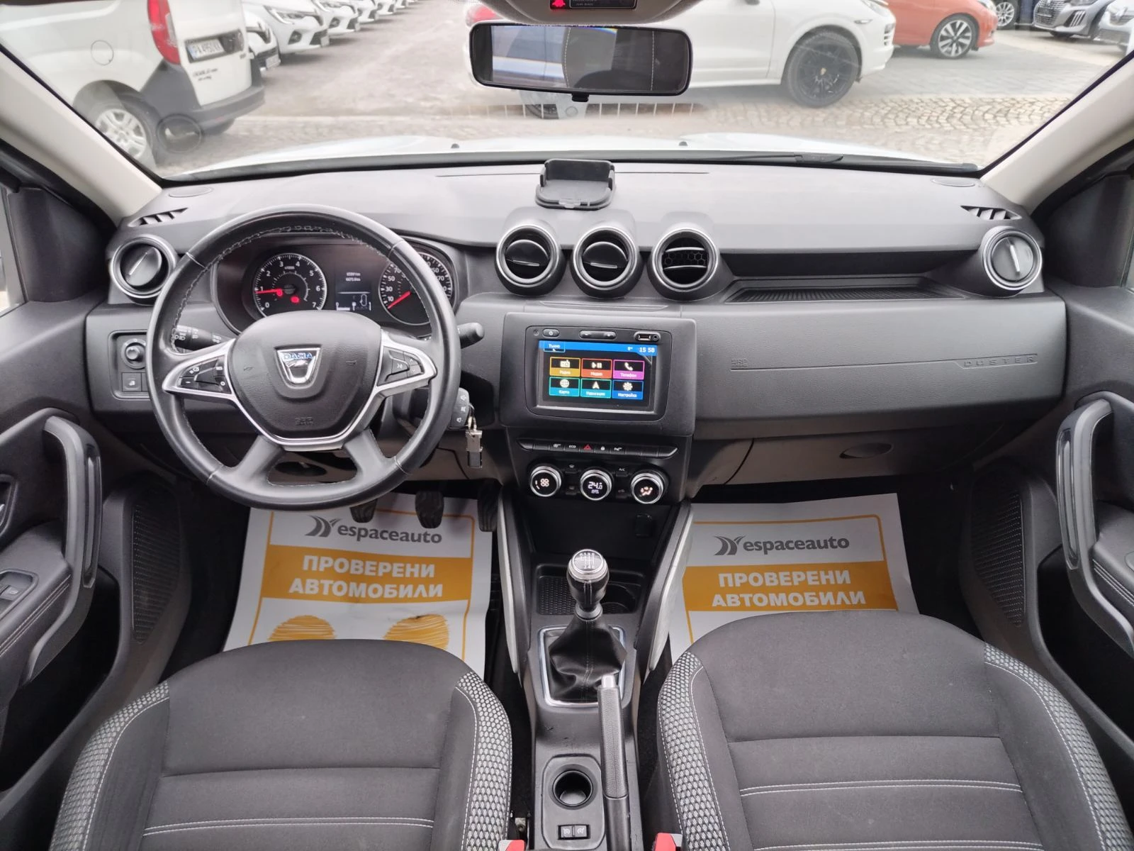 Dacia Duster 1.0 TCe ECO-G/100 к.с., снимка 8 - Автомобили и джипове - 53972381