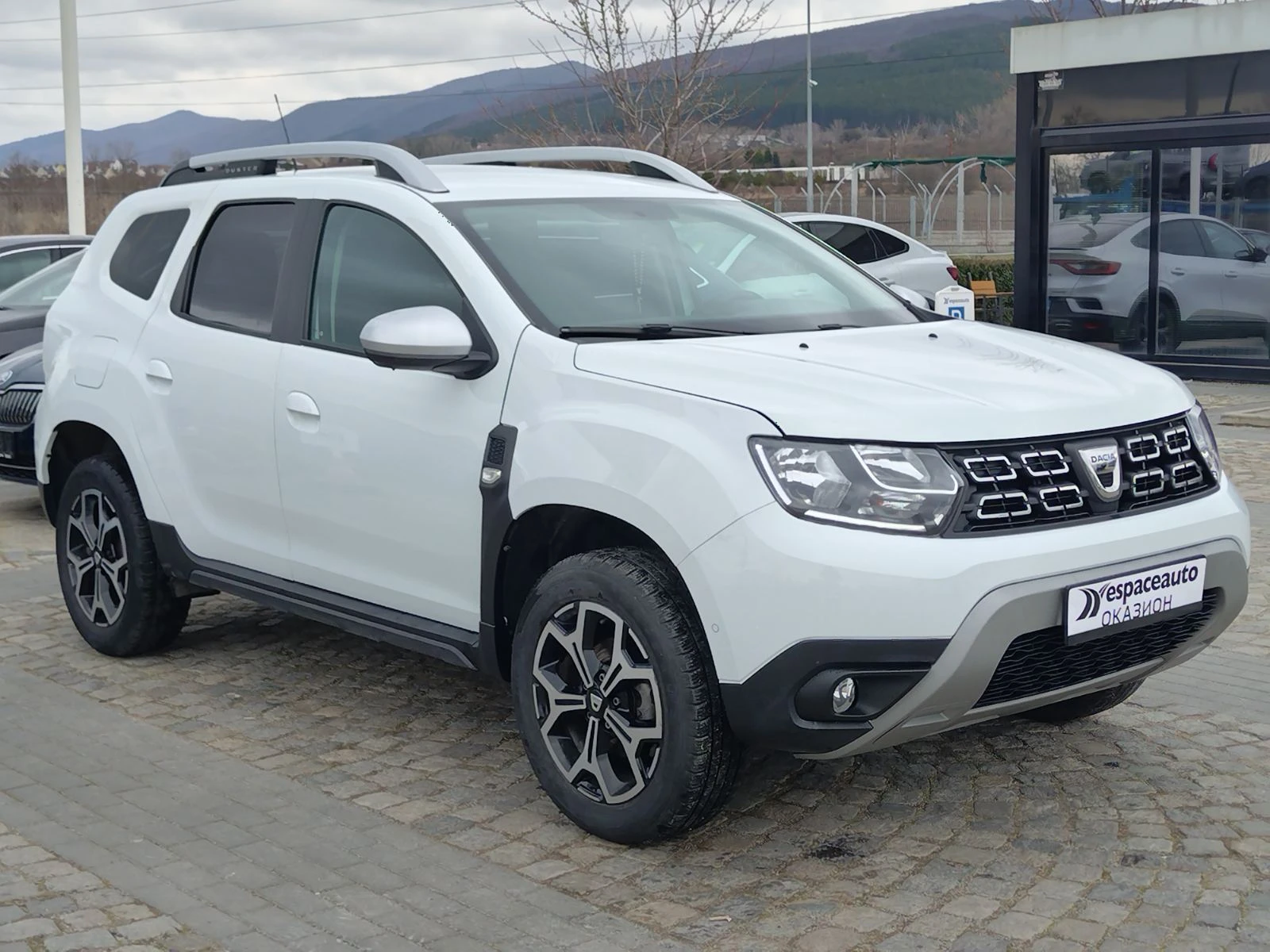 Dacia Duster 1.0 TCe ECO-G/100 к.с., снимка 3 - Автомобили и джипове - 53972381
