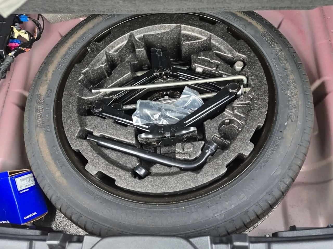 Volvo XC40 R Design  CARFAX, снимка 9 - Автомобили и джипове - 54097369