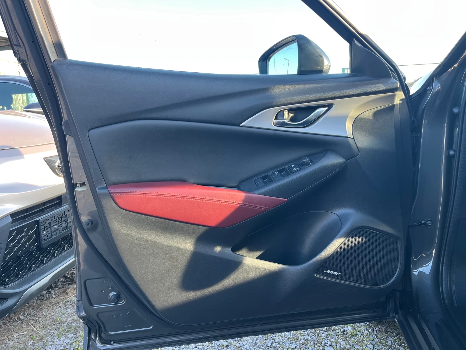 Mazda CX-3 2.0i AWD 100х.км full, снимка 9 - Автомобили и джипове - 54315635