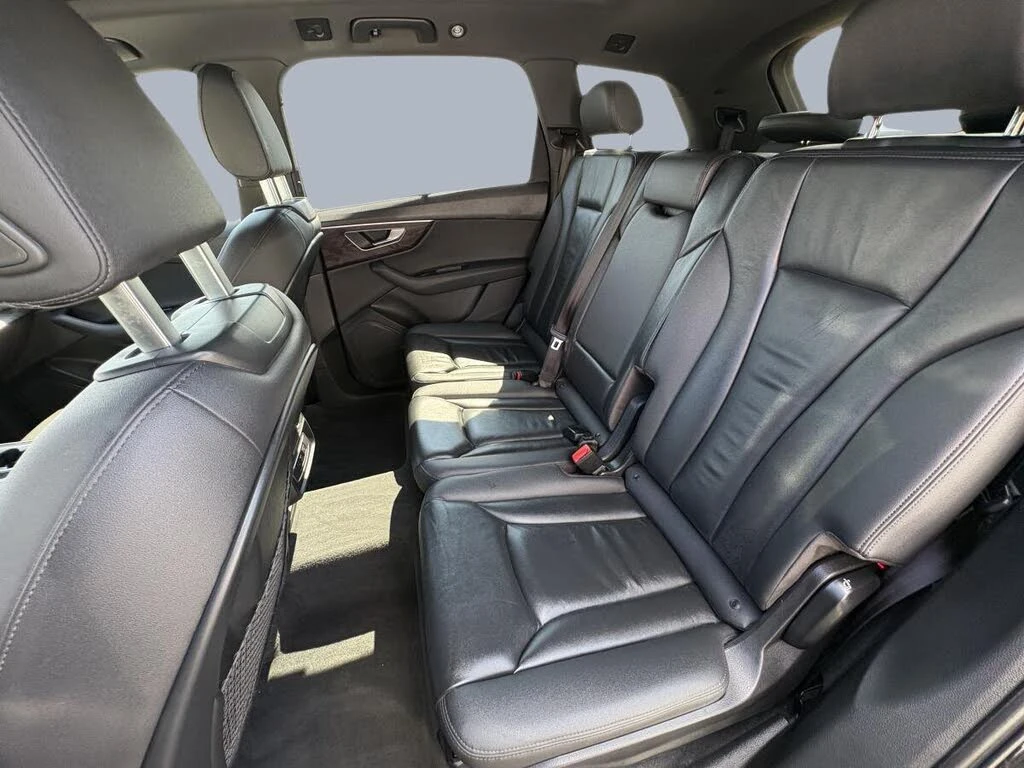 Audi Q7 55TFSI* ДИГИТАЛНО* ТАБЛО* ДИСТРТОНИК* 360КАМЕРА* М, снимка 14 - Автомобили и джипове - 55299985