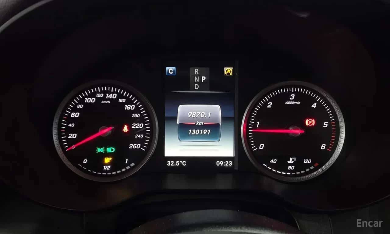 Mercedes-Benz GLC * GLC220 d 4MATIC * CARFAX * ЦЕНА ДО БГ, снимка 8 - Автомобили и джипове - 55500442