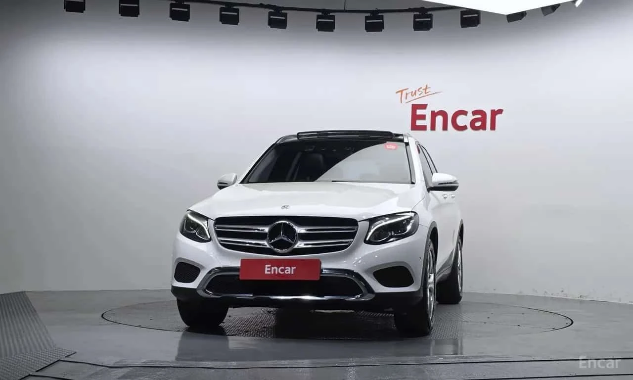 Mercedes-Benz GLC * GLC220 d 4MATIC * CARFAX * ЦЕНА ДО БГ, снимка 3 - Автомобили и джипове - 55500442