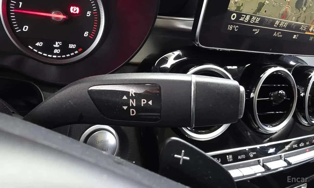 Mercedes-Benz GLC * GLC220 d 4MATIC * CARFAX * ЦЕНА ДО БГ, снимка 9 - Автомобили и джипове - 55500442