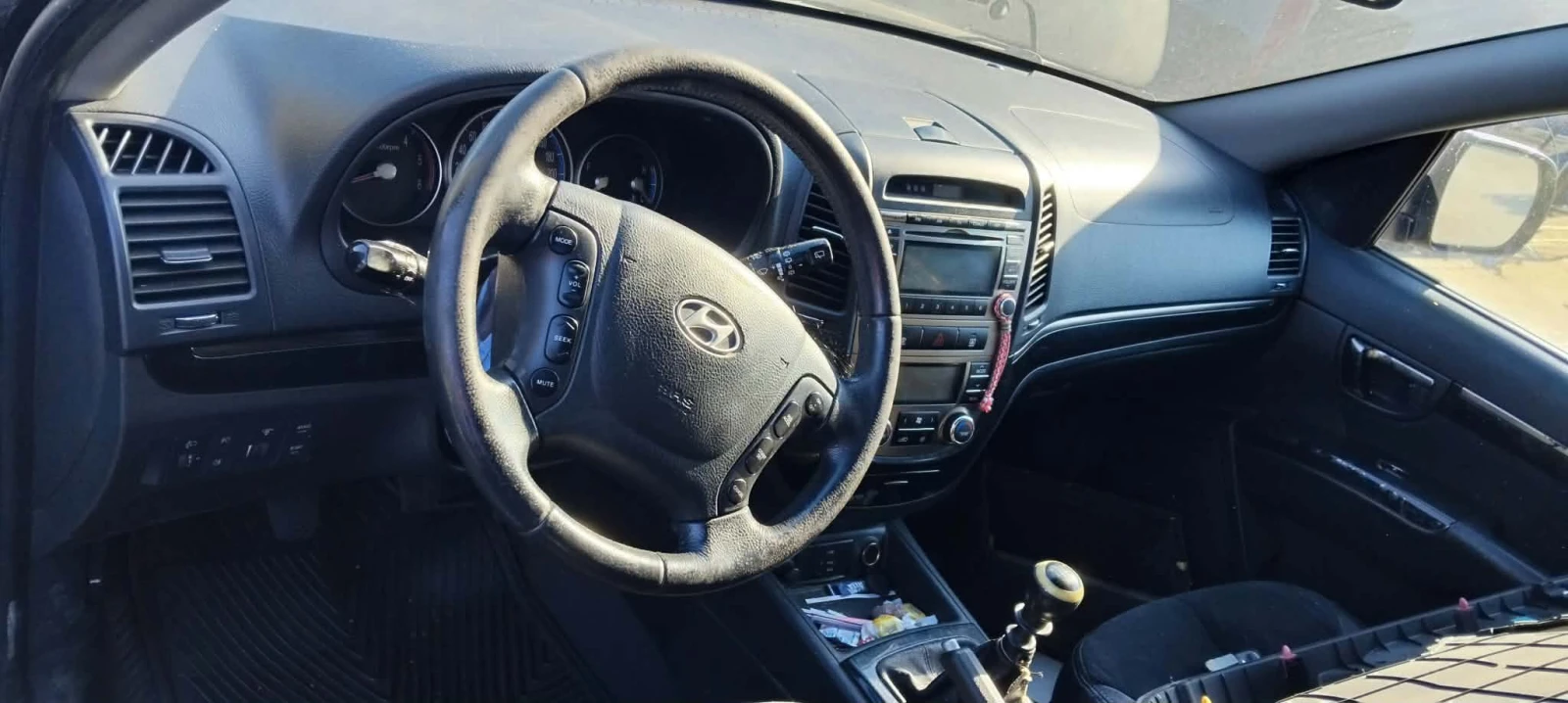Hyundai Santa fe 2.2, снимка 4 - Автомобили и джипове - 55536544