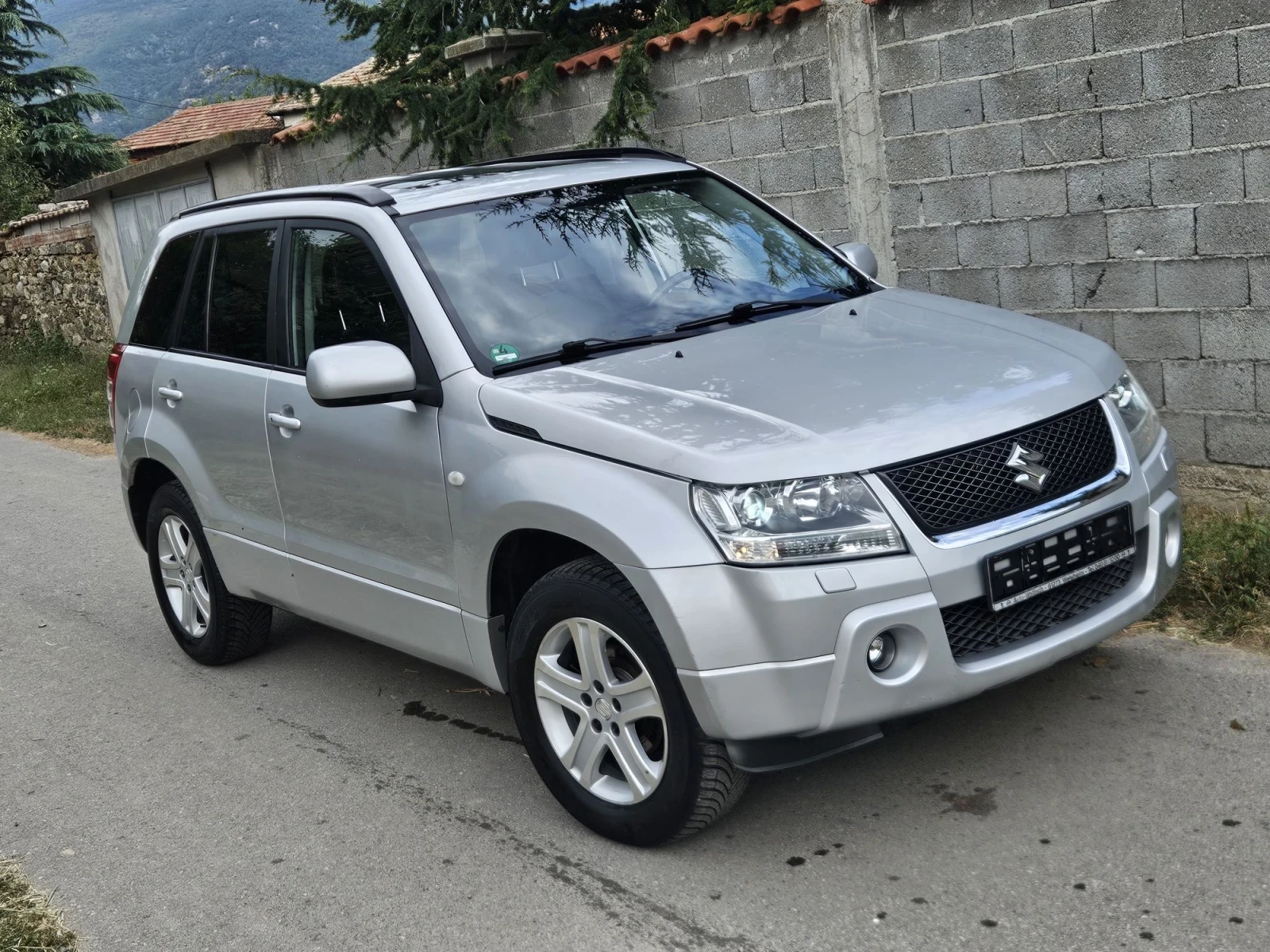 Suzuki Grand vitara 2.0 4х4 Всички екстри