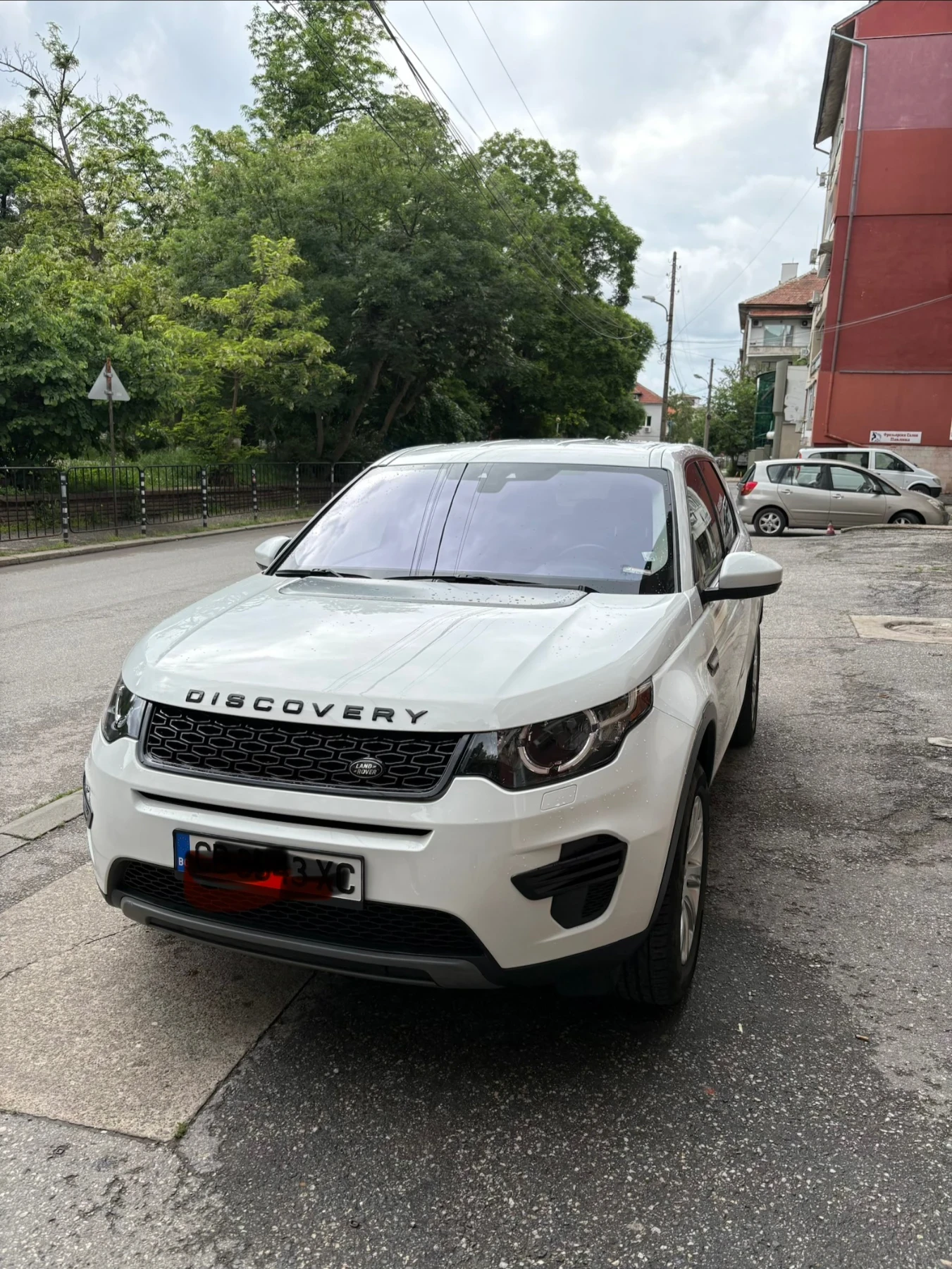 Land Rover Discovery Sport, снимка 2 - Автомобили и джипове - 55948610