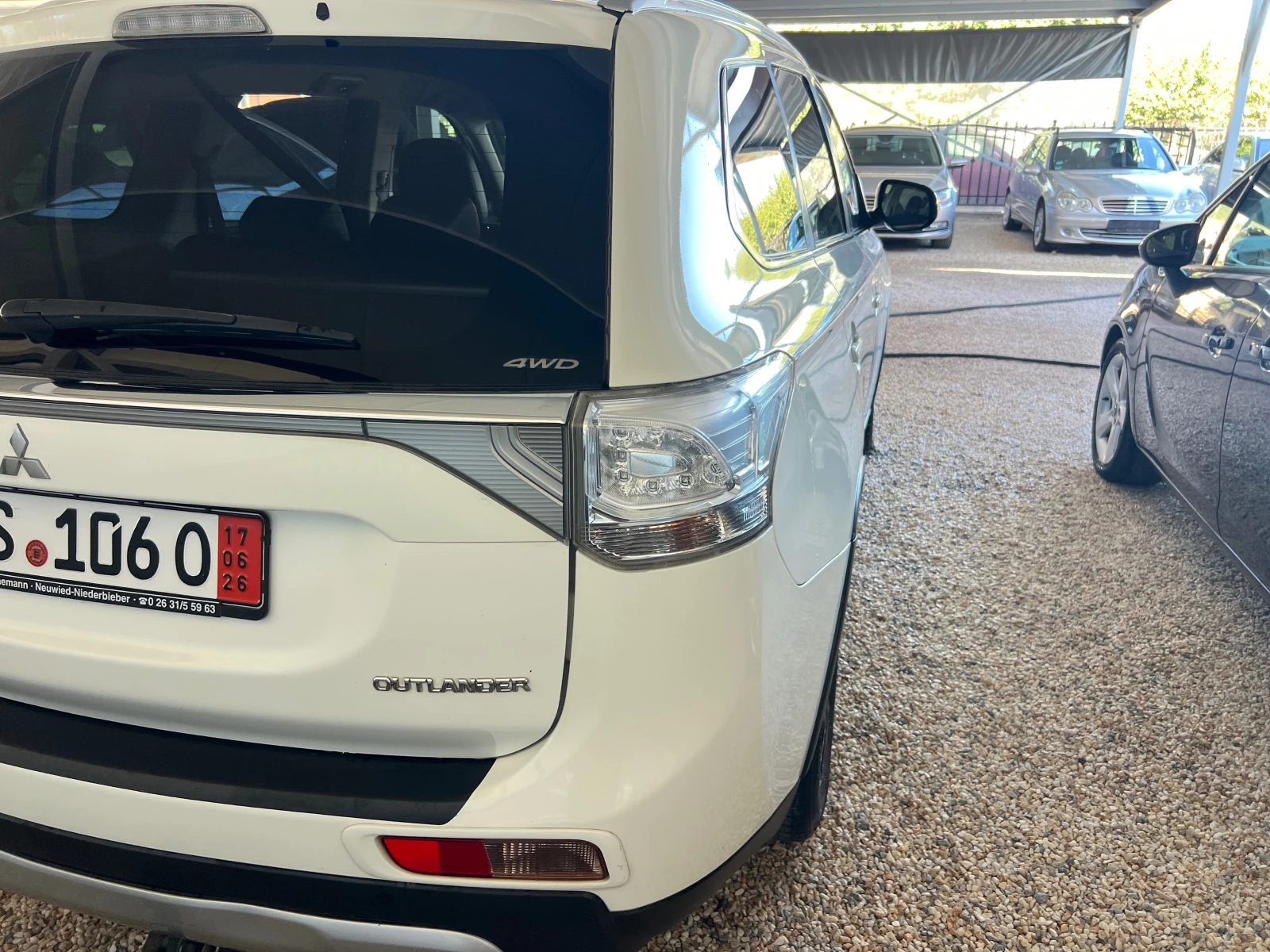 Mitsubishi Outlander �������� ������� | Mobile.bg � ����������� 4