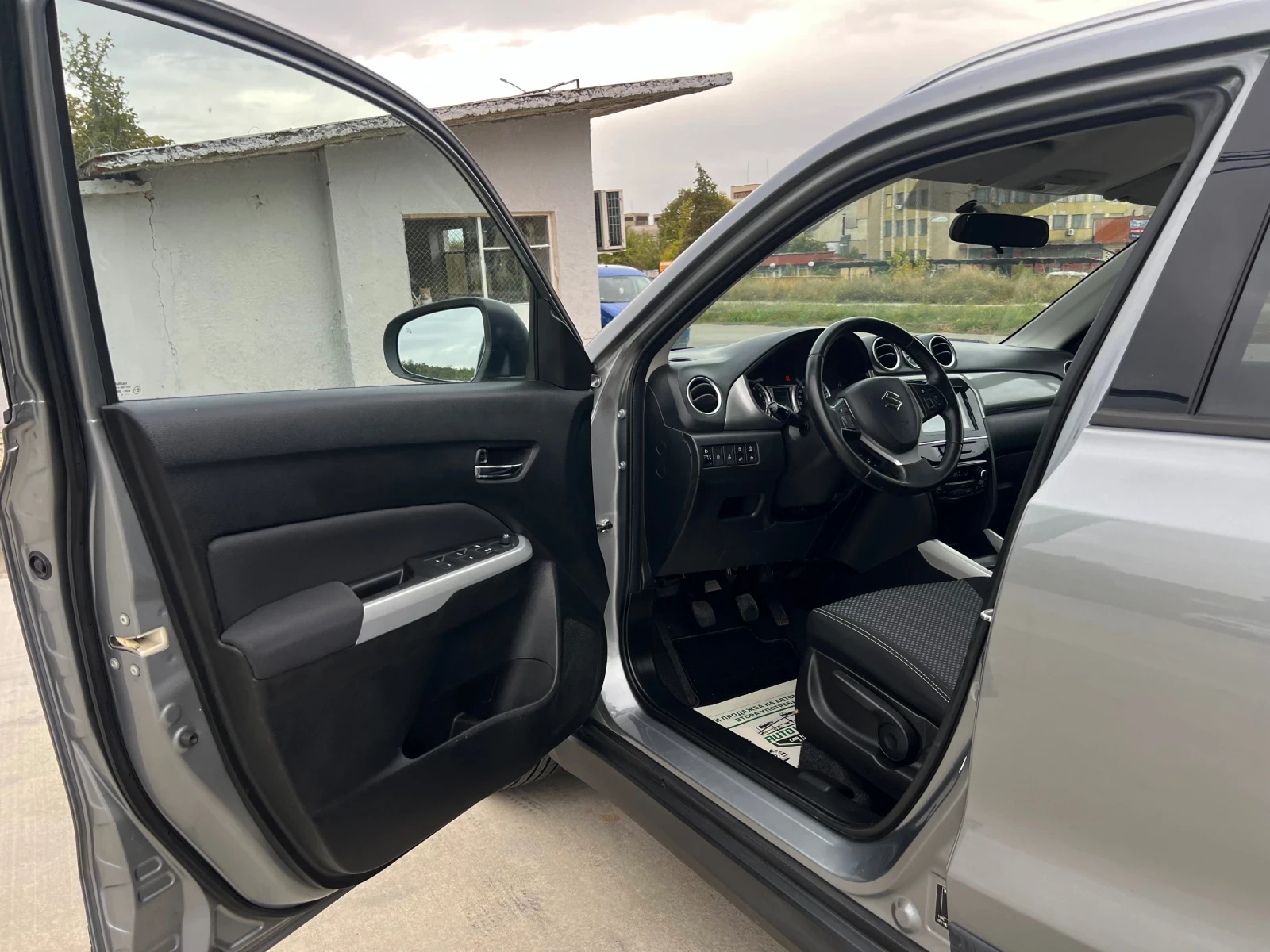 Suzuki Vitara 1.6i-120��-4�4-���������-���������-������ | Mobile.bg � ����������� 7