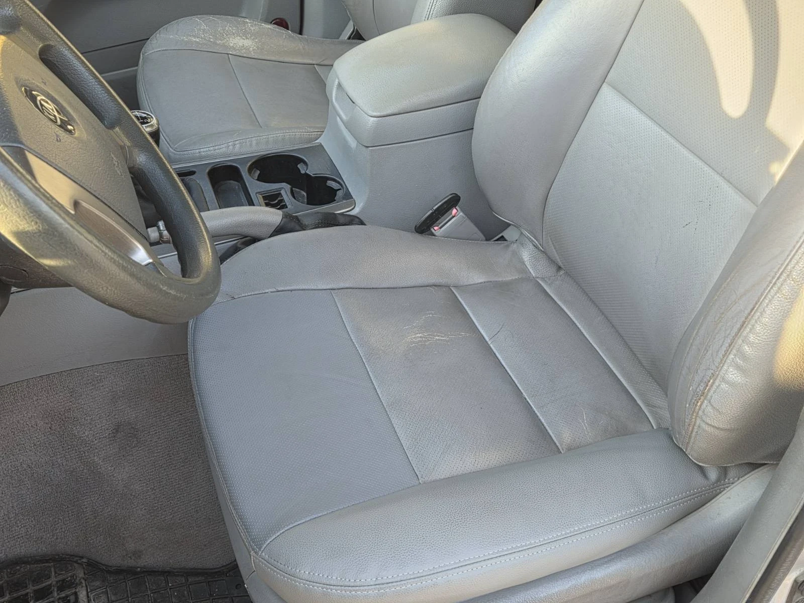 Kia Sorento 2.5 дизел 140к.с, снимка 8 - Автомобили и джипове - 56735233