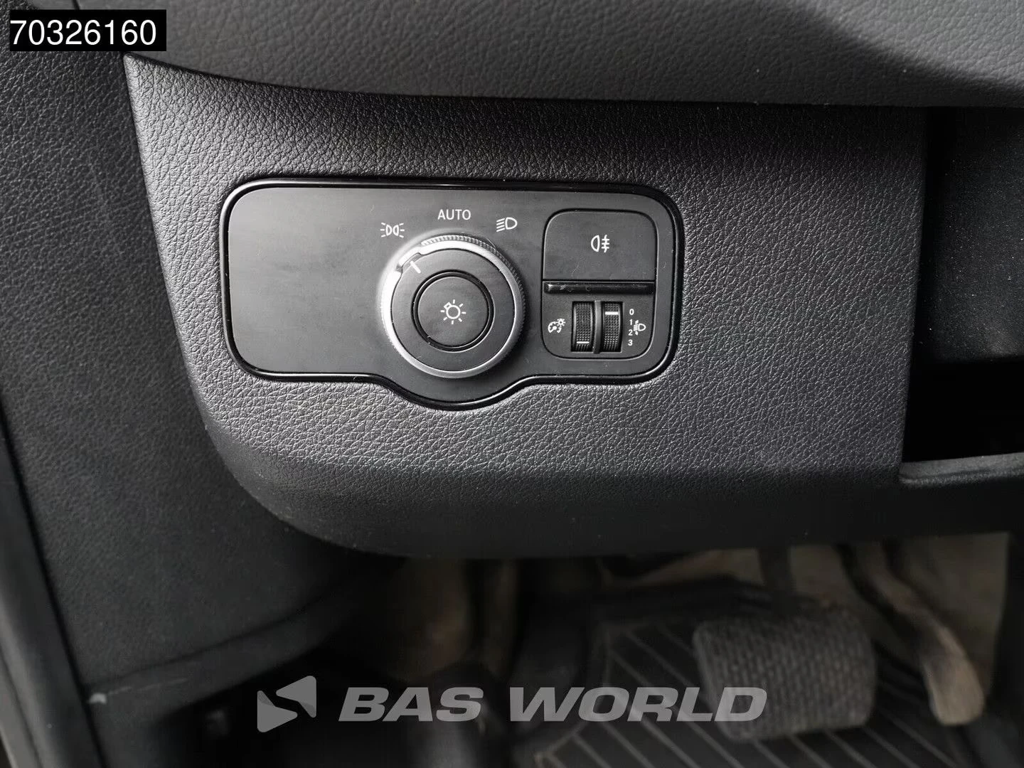 Mercedes-Benz Sprinter Mercedes-Benz Sprinter 215 CDI Automaat 150pk L2H2, снимка 15 - Бусове и автобуси - 55409629