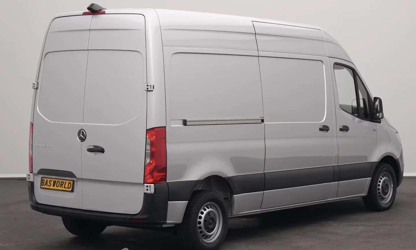 Mercedes-Benz Sprinter Mercedes-Benz Sprinter 215 CDI Automaat 150pk L2H2, снимка 2 - Бусове и автобуси - 55409629