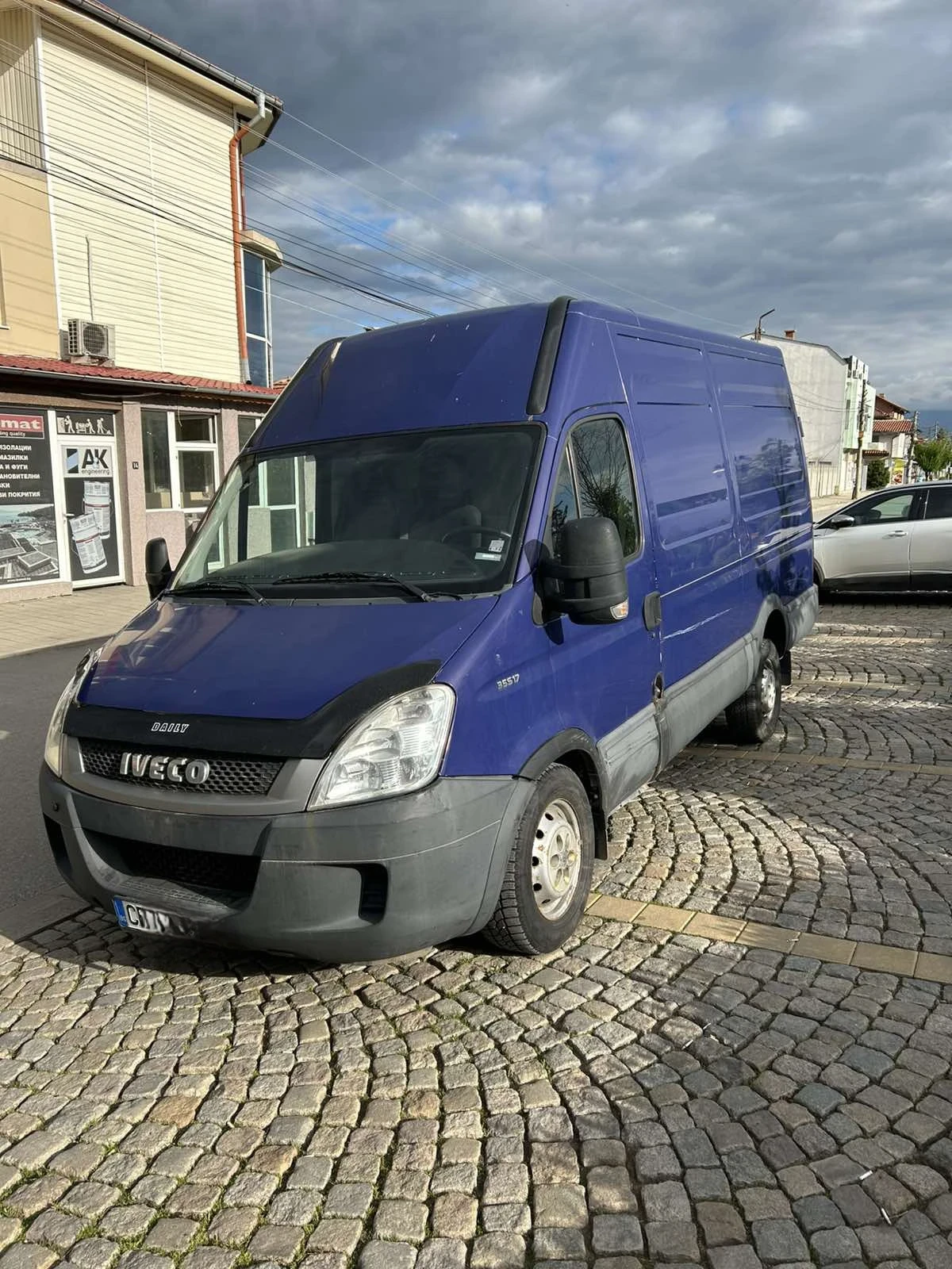 Iveco 35s17 Daily , снимка 2 - Бусове и автобуси - 56304368