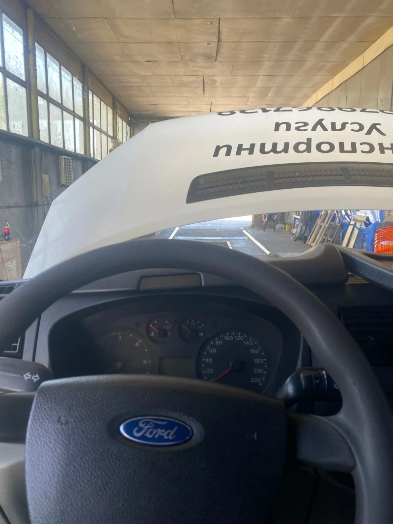 Ford Transit 2.4 tdci, снимка 10 - Камиони - 52256197