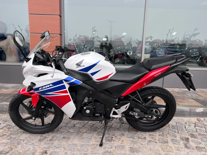 Honda Cbr 125 R A1, снимка 4 - Мотоциклети и мототехника - 52453071