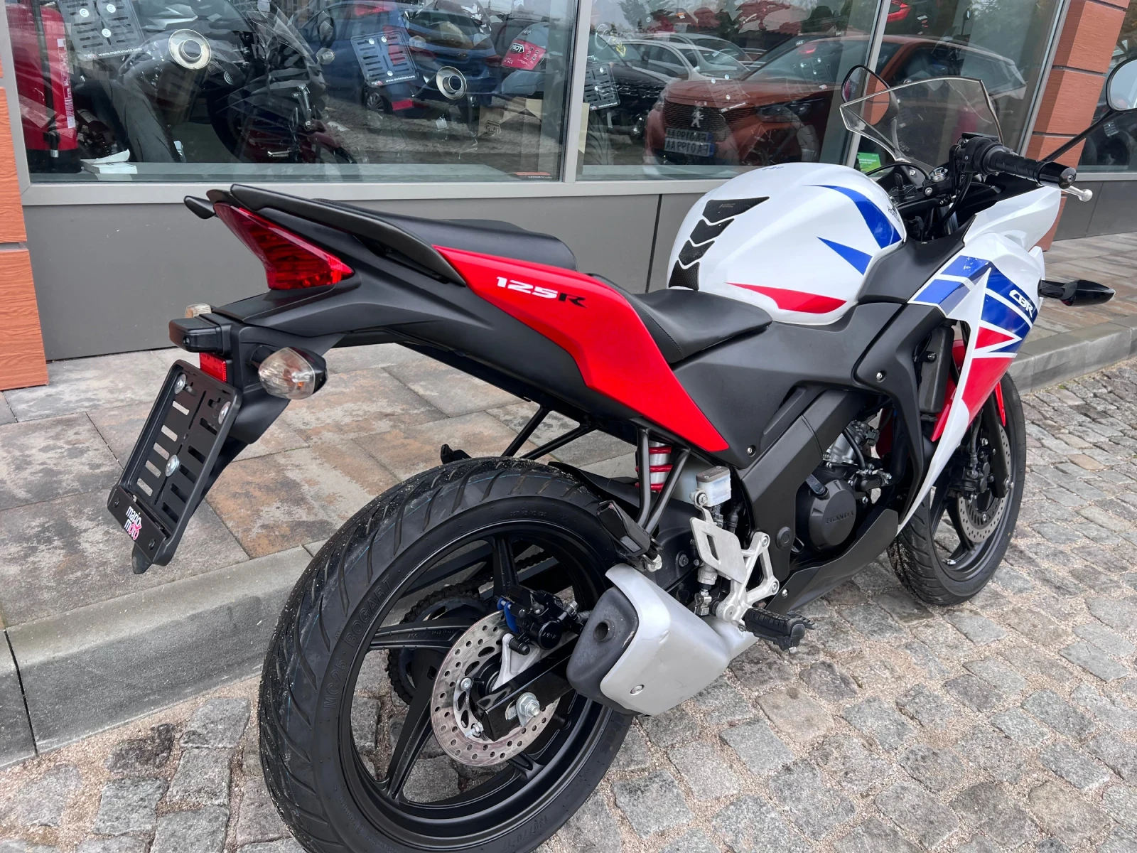 Honda Cbr 125 R A1 - изображение 3