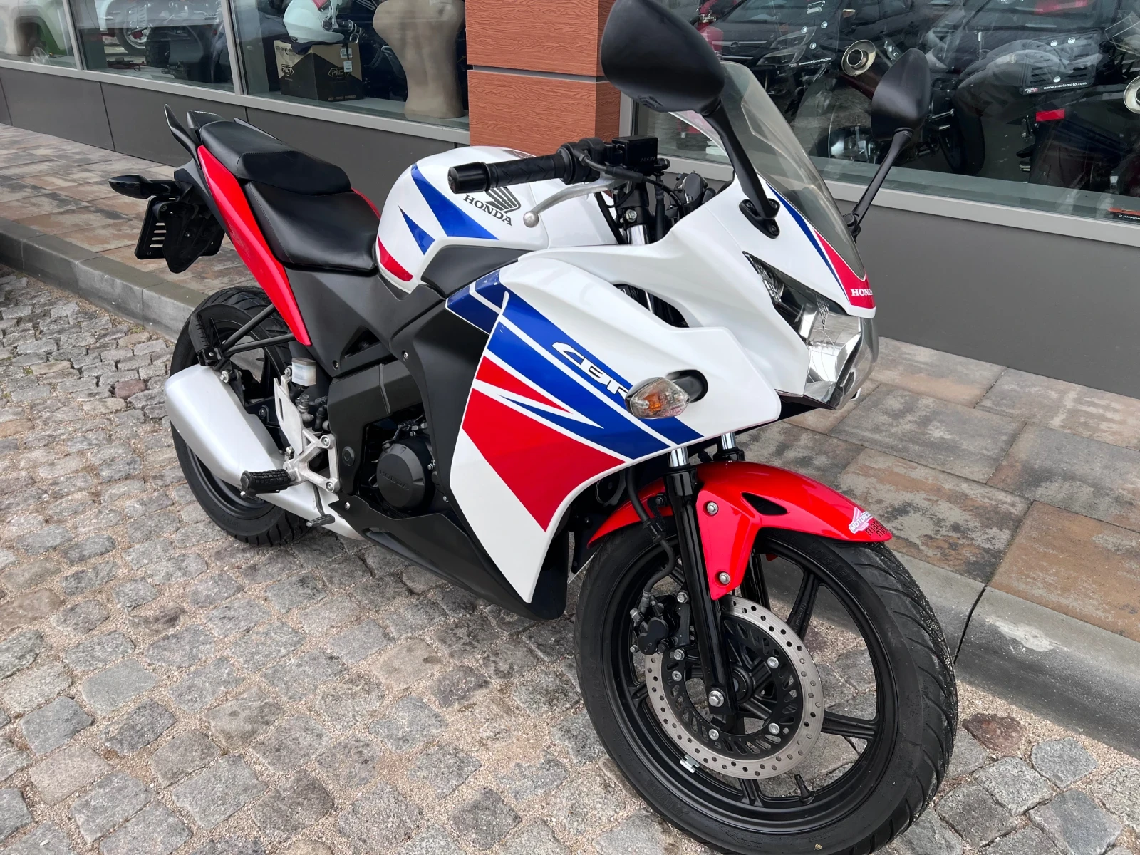 Honda Cbr 125 R A1 - изображение 2