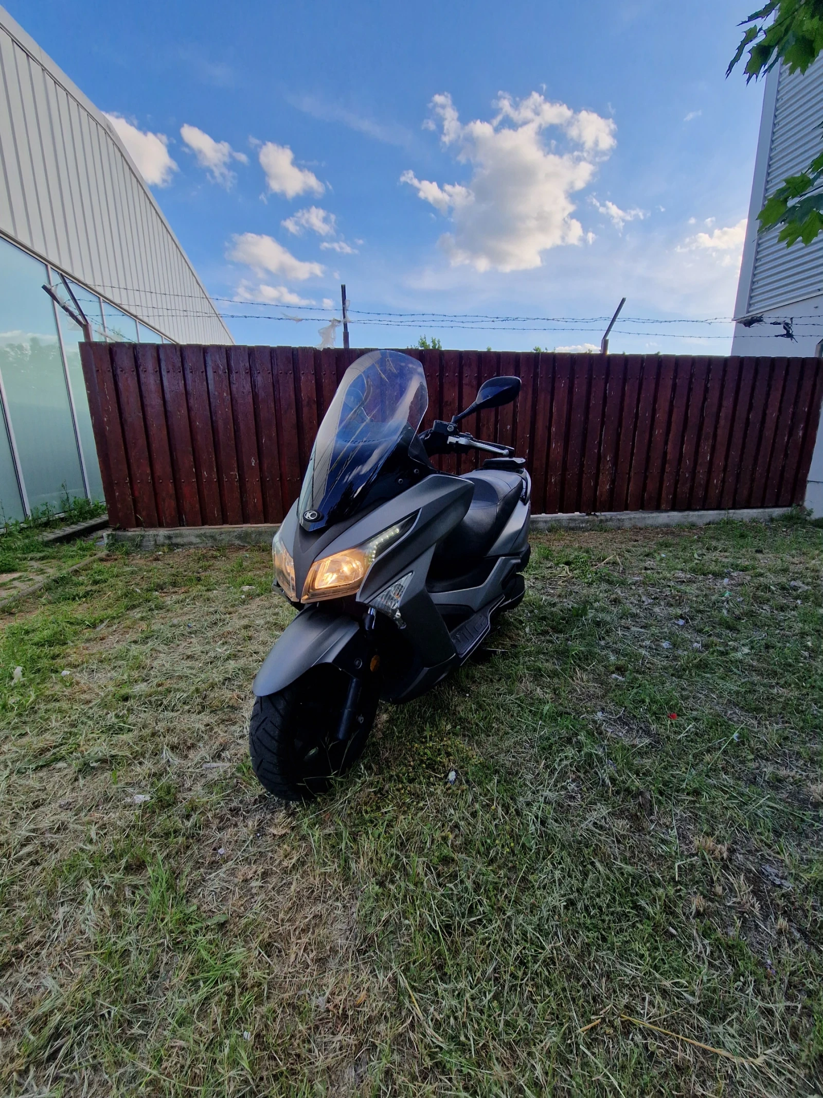 Kymco Downtown Xtown, снимка 2 - Мотоциклети и мототехника - 54714853