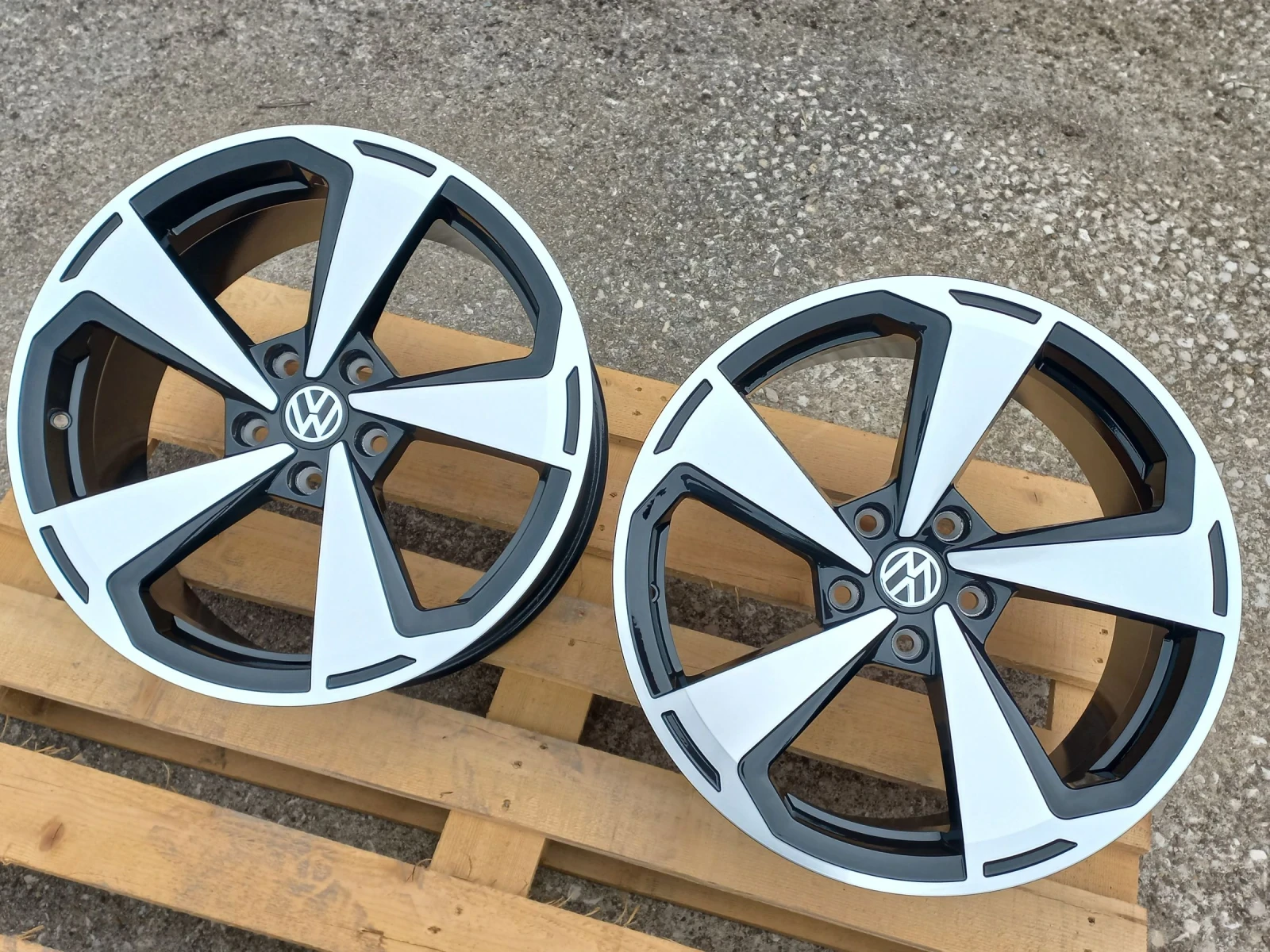 Джанти за VW, снимка 9 - Гуми и джанти - 54086790