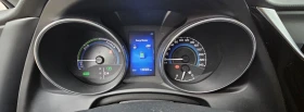 Toyota Auris 1.8 Hybrid(гаранционна)!, снимка 17