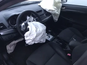     Mitsubishi Lancer 1, 8I + LPG