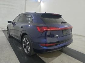 Audi E-Tron DISTRONIK* 360* LANE ASSIST* KEYLESS* * PAN | Mobile.bg    6