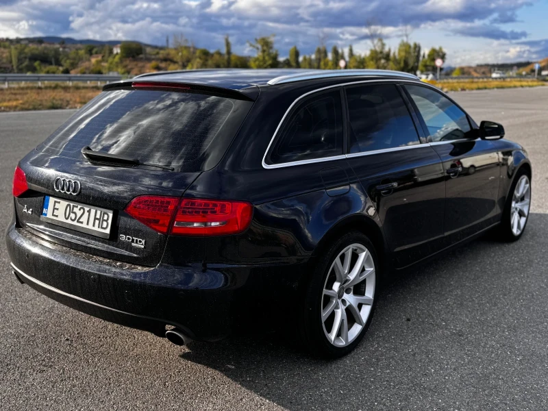 Audi A4 Обслужена///4х4///, снимка 4 - Автомобили и джипове - 47231905