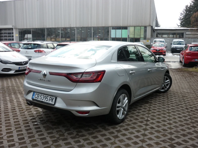 Renault Megane 1.33 TCE 140 HP , снимка 4 - Автомобили и джипове - 48784843