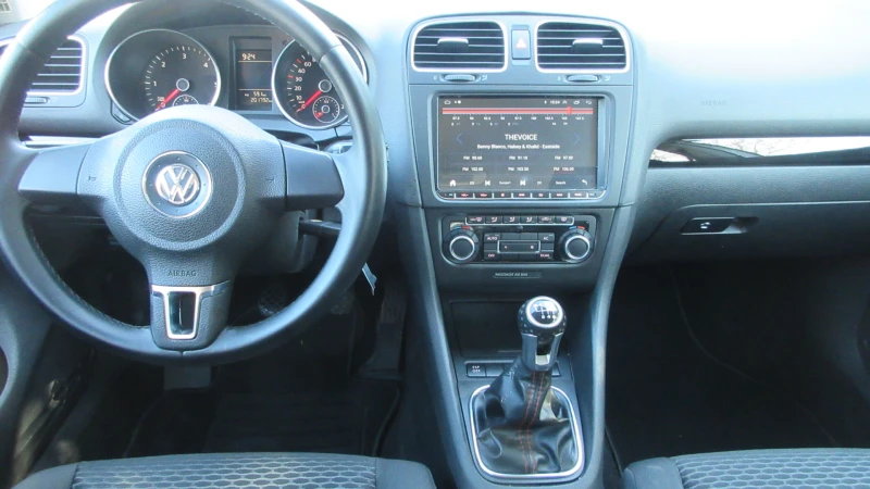 VW Golf 2.0-TDI-110HP, снимка 9 - Автомобили и джипове - 49559558