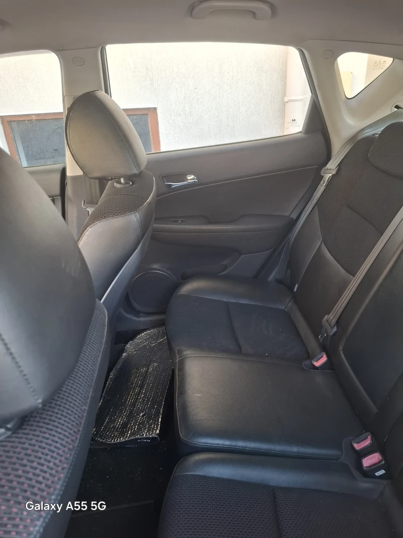 Hyundai I30 2.0, снимка 8 - Автомобили и джипове - 52151246