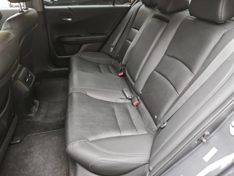 Honda Accord Touring 2.4-ЛИЗИНГ ЛЕСНО И БЪРЗО!, снимка 10 - Автомобили и джипове - 52039072