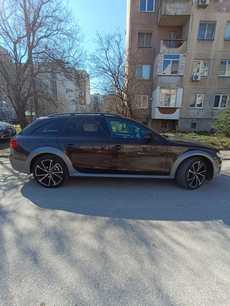 Audi A4 Allroad 2.0, снимка 9 - Автомобили и джипове - 52069665